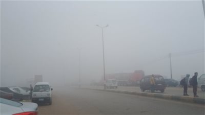 شبورة مائية كثيفة تضرب طرق القليوبية تصل لحد الضباب
