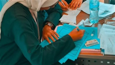  بدء  الفحص المبكر وعلاج بعض الاورام السرطانية  وفتح4951 ملف لطب الأسرة  بالبحر الاحمر