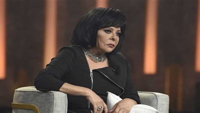 إسعاد يونس تقدم العزاء لريهام عبد الغفور في وفاة والدها 