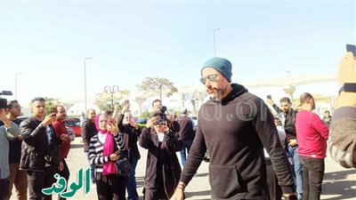 صور.. دينا الشربيني ووفاء عامر وإياد نصار في جنازة الفنان أشرف عبدالغفور