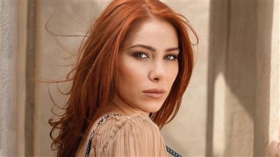   دانييلا رحمة تتألق بفستان شفاف من توقيع زهير مراد (صور)