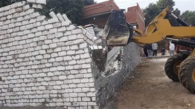 سنورس تتصدى للتعديات على الأراضي الزراعية وتصادر مواد البناء 