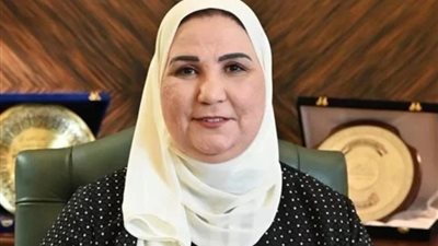 وزيرة التضامن تشهد حفل تكريم المكلفين والعاملين المتميزين بالخدمة العامة