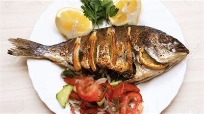 حكم أكل الحيوانات البحرية غير الأسماك