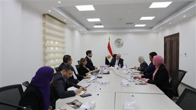 وزير التعليم العالي يناقش خطة العمل المستقبلية لبنك المعرفة المصري