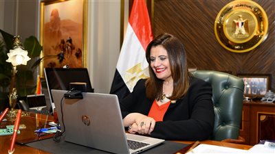  سها جندي للمصريين بالخارج: فخورة بكم لقد صنعتم مشهدا مشرفا بمحبة وعطاء