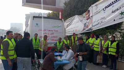 إقبال كثيف على حملة للتبرع بالدم فى أسيوط لصالح أشقائنا بفلسطين
