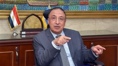 محافظ الاسكندرية يتفقد لجان الانتخابات المجهزة لذوى الهمم