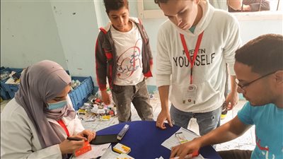 الشباب والرياضة تواصل تنفيذ سلسلة القوافل المجتمعية بالبحر الأحمر