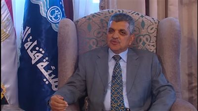 الفريق أسامة ربيع: طريق قناة السويس ما زال الأفضل والأقصر 