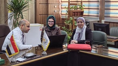 تدشين تطبيق إلكتروني لقياس انبعاثات ثاني أكسيد الكربون داخل جامعة أسيوط
