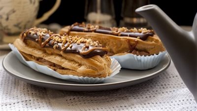 طريقة عمل إكلير القهوة على خطى المطاعم