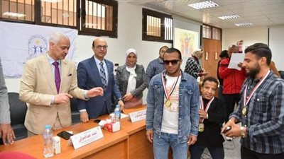 جامعة أسيوط تحتفل بالطلاب ذوي الإعاقة في يومهم العالمي