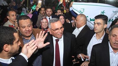 استقبال حافل بالزغاريد لرئيس الوفد في مسقط رأسه بمنيل شيحة .. صور وفيديو