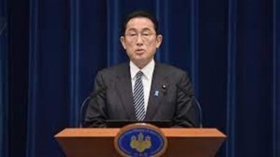 رئيس الوزراء الياباني يعتزم الاستقالة من زعامة فصيل حزبه الحاكم