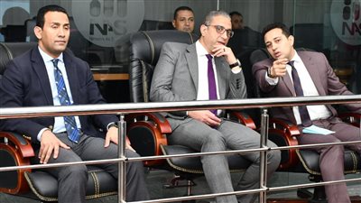 محافظ الفيوم يتابع جاهزية مقار اللجان الانتخابية.من خلال مركز سيطرة الشبكة الوطنية