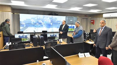 محافظ أسيوط يتفقد الاستعدادات النهائية بمركز السيطرة الموحد للانتخابات الرئاسية 2024