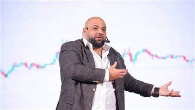 توقعات احمد شريف ارتفاع سعر الدهب عام 2024