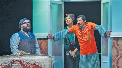 «يوم عاصم جدًا» كوميديا ساخرة  تفتح النار على السوشيال ميديا