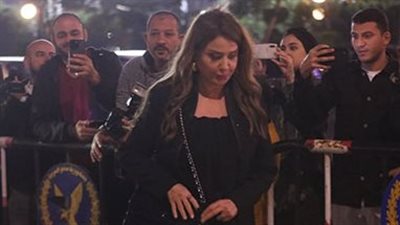 مادلين طبر وأحمد صيام فى عزاء ناهد فريد شوقي (شاهد)