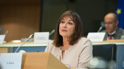 نائبة رئيس المفوضية الأوروبية: سنضع الأفراد والشعوب في قلب العمل المناخي