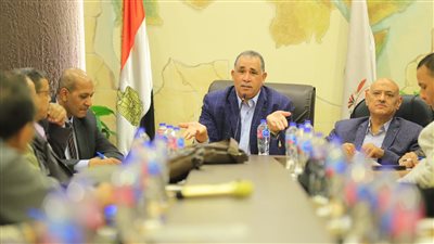 نقيب المحامين يجتمع بمديري الإدارات للوقوف على آخر استعدادات انعقاد الجمعية العمومية