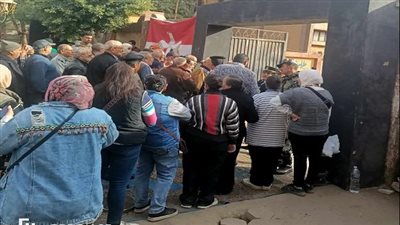 انتخابات الرئاسة.. تأخير فتح لجان الاقتراع بمدرسة شبرا الثانوية بروض الفرج 