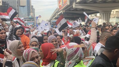 زحام أمام لجان مدينة نصر في أول أيام الانتخابات الرئاسية 2024.. صور 