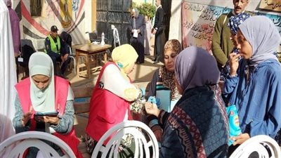 فرق طبية لإجراء التحاليل للناخبين أمام لجان الانتخابات