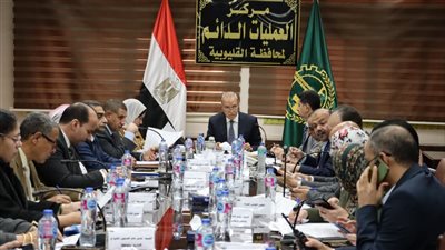 محافظ القليوبية يتابع غرفة عمليات الانتخابات الرئاسية