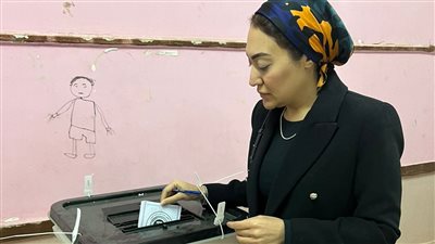 النائبة أسماء الجمال تدلي بصوتها في الانتخابات الرئاسية 2024