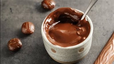 أسهل طريقة لعمل صوص الشوكولاتة في ١٠ دقائق