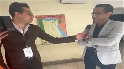 نقيب الصحفيين يُدلي بصوته في الانتخابات الرئاسية