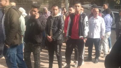 اليوم الثاني من الانتخابات الرئاسية| الشباب يتصدرون أمام لجنة مدرسة القناة زهراء المعادي