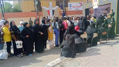 تزايد أعداد المواطنين على لجان الاقتراع برمسيس للإدلاء بأصواتهم في الانتخابات الرئاسية 