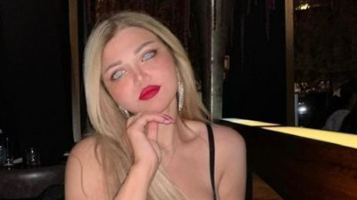 بعد إثارته للجدل| مصمم فستان ياسمين الخطيب يكشف تفاصيل اللوك المرصع بالألماس