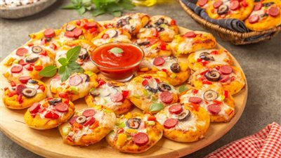 ميني بيتزا.. حضريها للأعياد والمناسبات بخطوات بسيطة