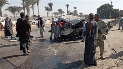 سائقين قتيلين وستة آخرين أصيبوا بجروح خطيرة في حادث مروري بمنفلوط