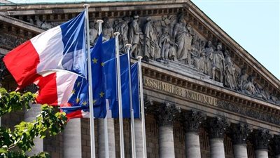 الخارجية الفرنسية: نتابع الوضع في باب المندب وندعو لتجنب أي تصعيد إقليمي