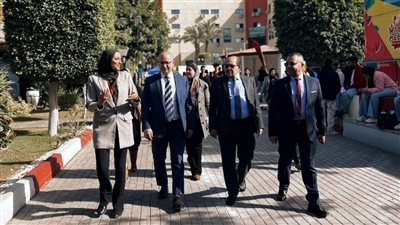 السفير الكندى لوي دوما يزور الـ CIC