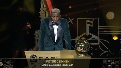  عاجل .. فيكتور أوسيمين أفضل لاعب في أفريقيا 2023