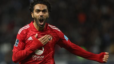 الدوري المصري.. الاهلي يتقدم على فاركو في الشوط الأول 