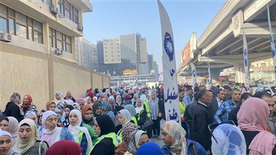 توافد المواطنين على لجان الاقتراع بمدينة نصر فى اليوم الأخير من الماراثون الرئاسي ٢٠٢٤