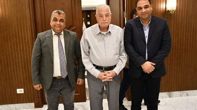 محافظ جنوب سيناء يستقبل وفد المالية بشرم الشيخ