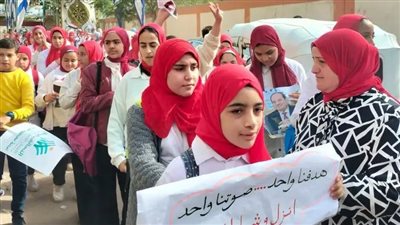  الشباب والرياضة: فتيات الغربية والسويس يشاركن في تسهيل العملية الانتخابية للناخبين 