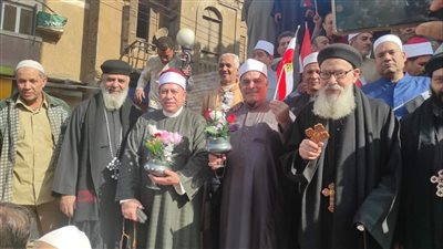فى اليوم الثالث للانتخابات..  الخدمات الادارية: شباب العمال والمرأة العاملة فى مقدمة الطوابير الانتخابية 