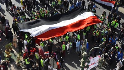 محافظ أسيوط يتقدم أكبر مسيرة لدعم مصر وحث المواطنين على المشاركة بالانتخابات