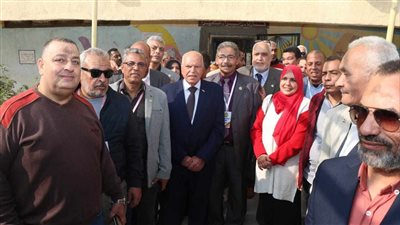 مسيرة حاشدة للمعلمين بمدينة السلام تنطلق إلى لجان الانتخابات الرئاسية 2024