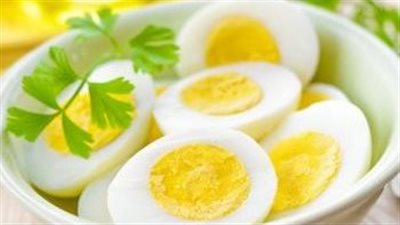 تناول البيض يوميًا يحمي الجسم من أمراض مختلفة