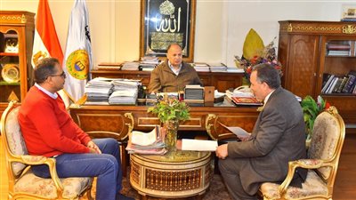 محافظ أسيوط يعتمد نتيجة مسابقة اختيار القيادات الوسطى بمديرية التربية والتعليم 2023/2024